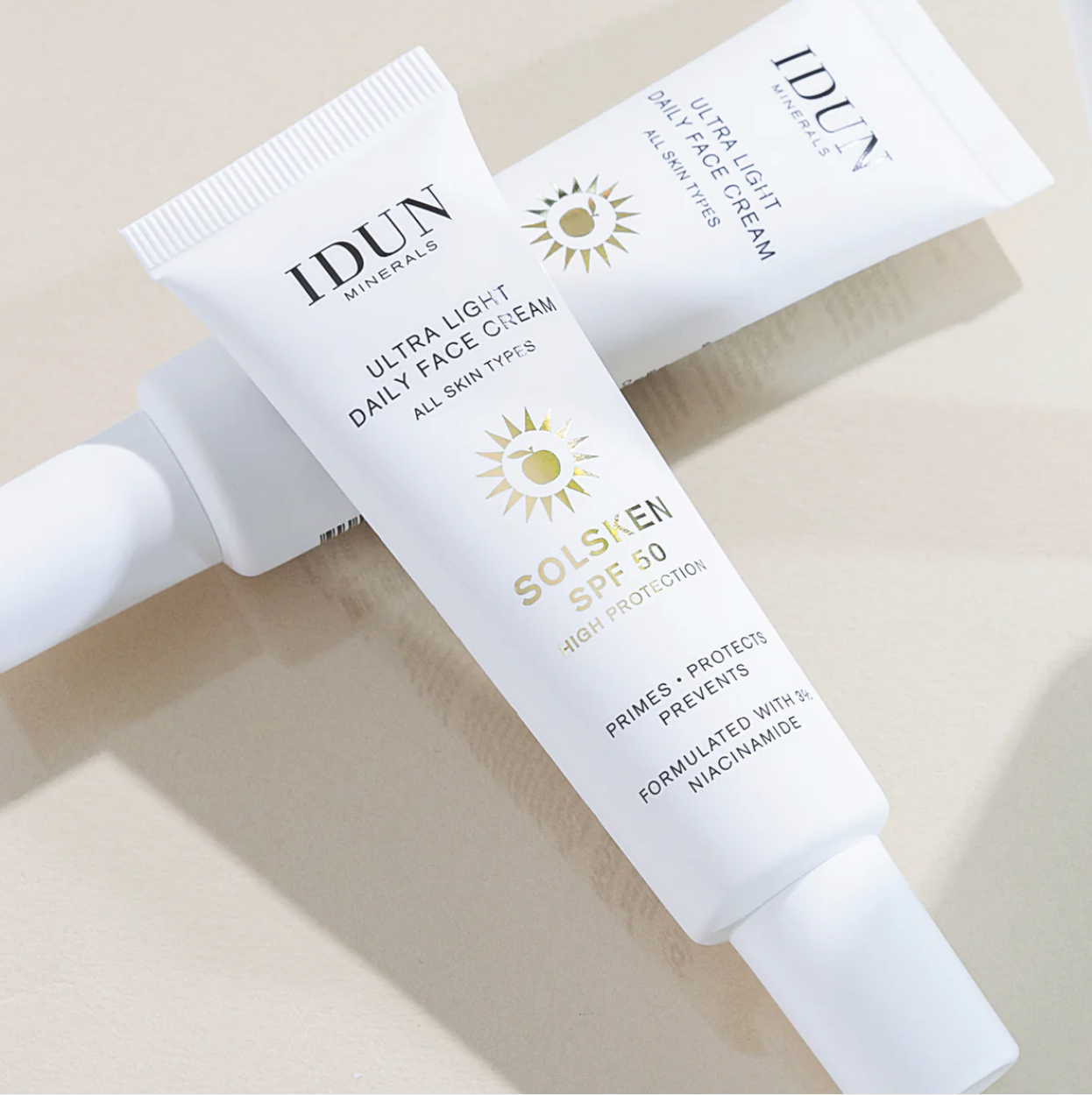 ULTRA LIGHT DAILY FACE CREAM SPF50