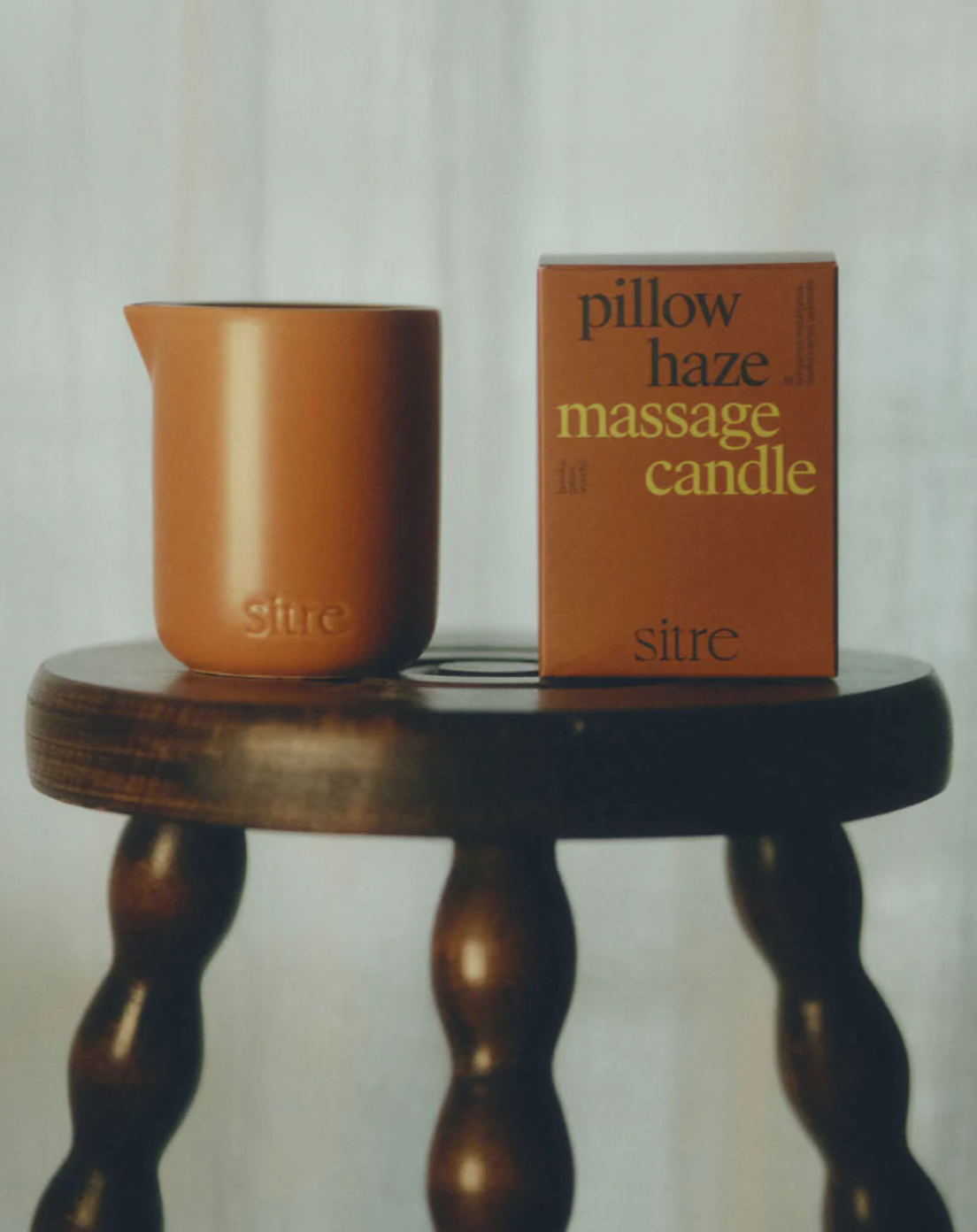 PILLOW HAZE MASSAGE CANDLE