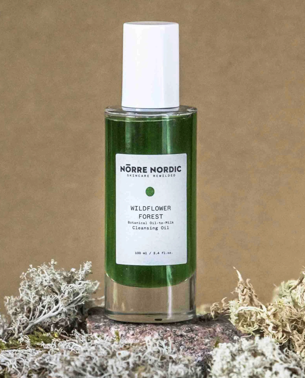 BOTANICAL OIL-TO-MILK CLEANSING OIL