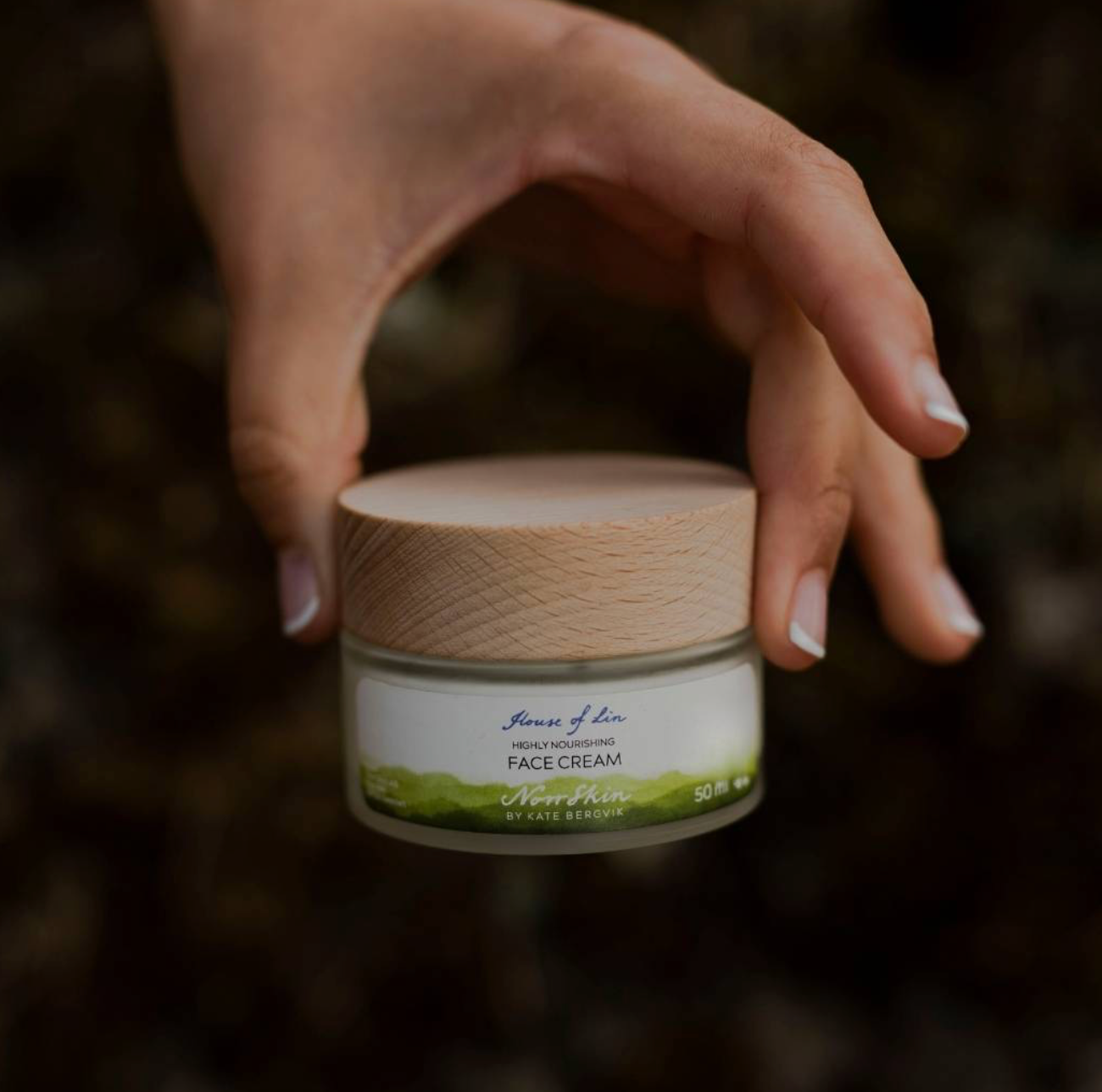 NATURAL HIGHLY NOURISHING FACE CREAM