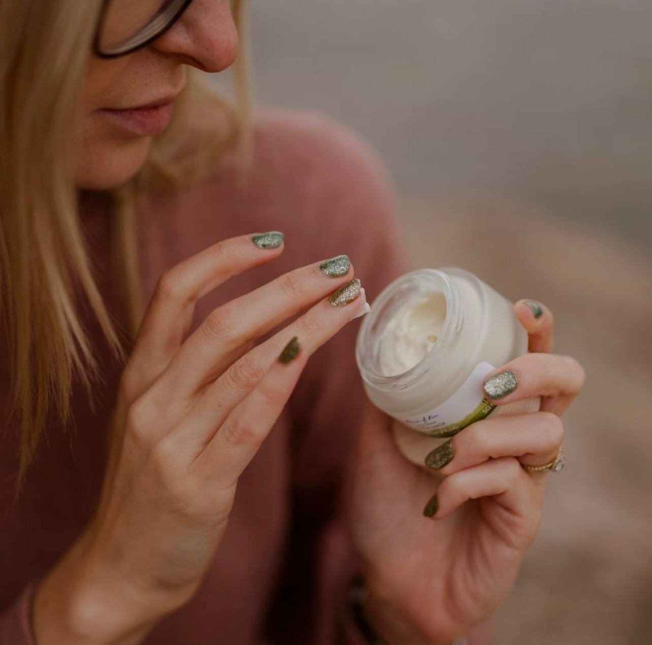 NATURAL HIGHLY NOURISHING FACE CREAM