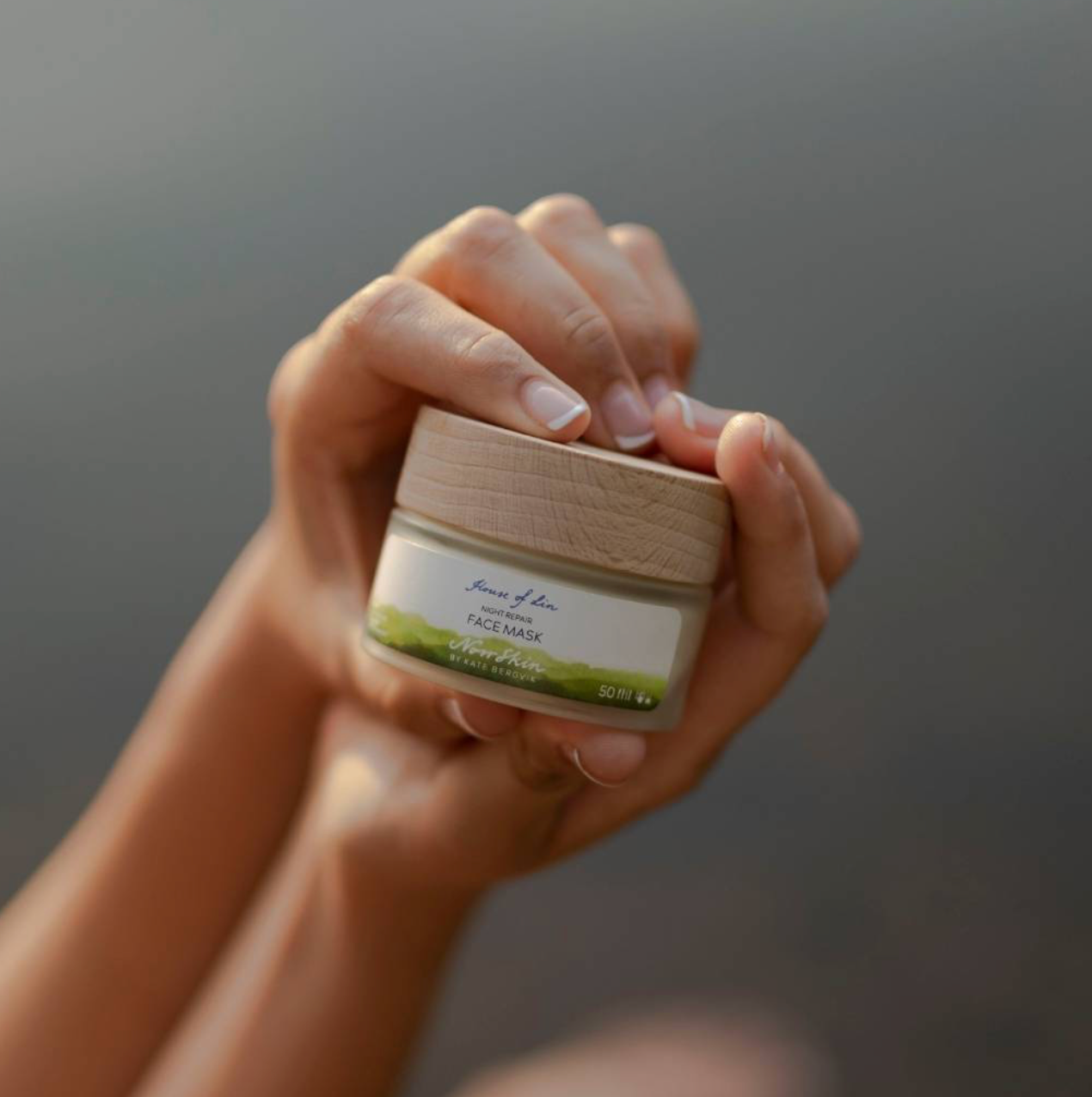 NATURAL HIGHLY NOURISHING FACE CREAM